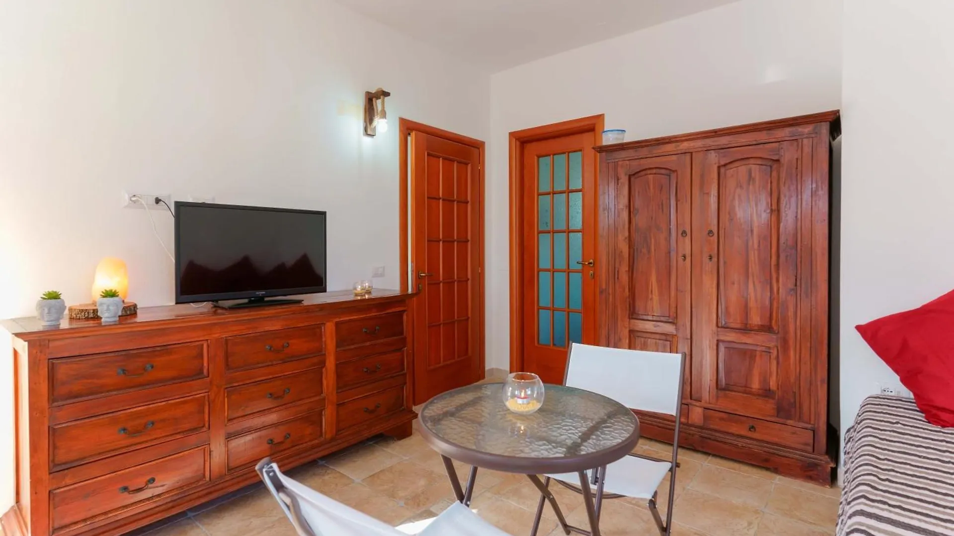 Villa Wunjo Iun R3267 La Maddalena  0*, La Maddalena (Cagliari) Italy